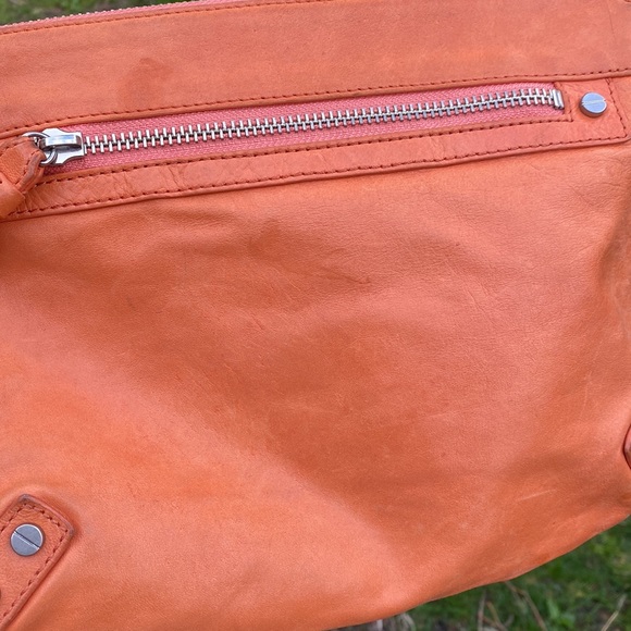 Club Monaco Large Soft Leather Wristlet - Picture 16 of 16